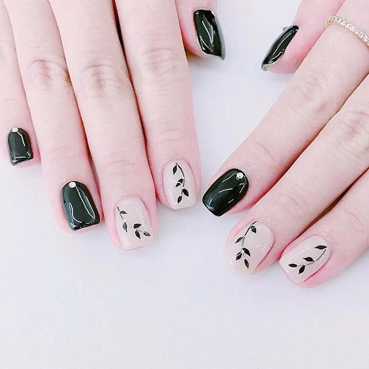 有一种颜色叫blackpink,blackpink黑色火焰美甲