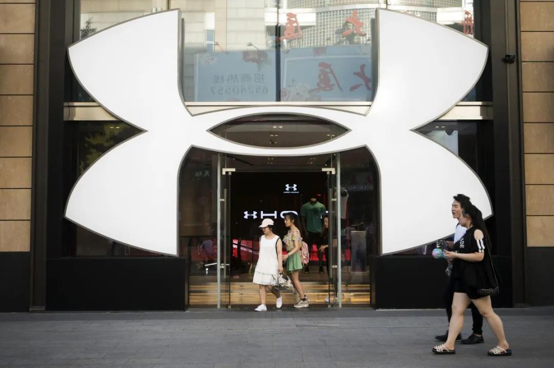 chanel红色漆皮手袋,chanel手袋