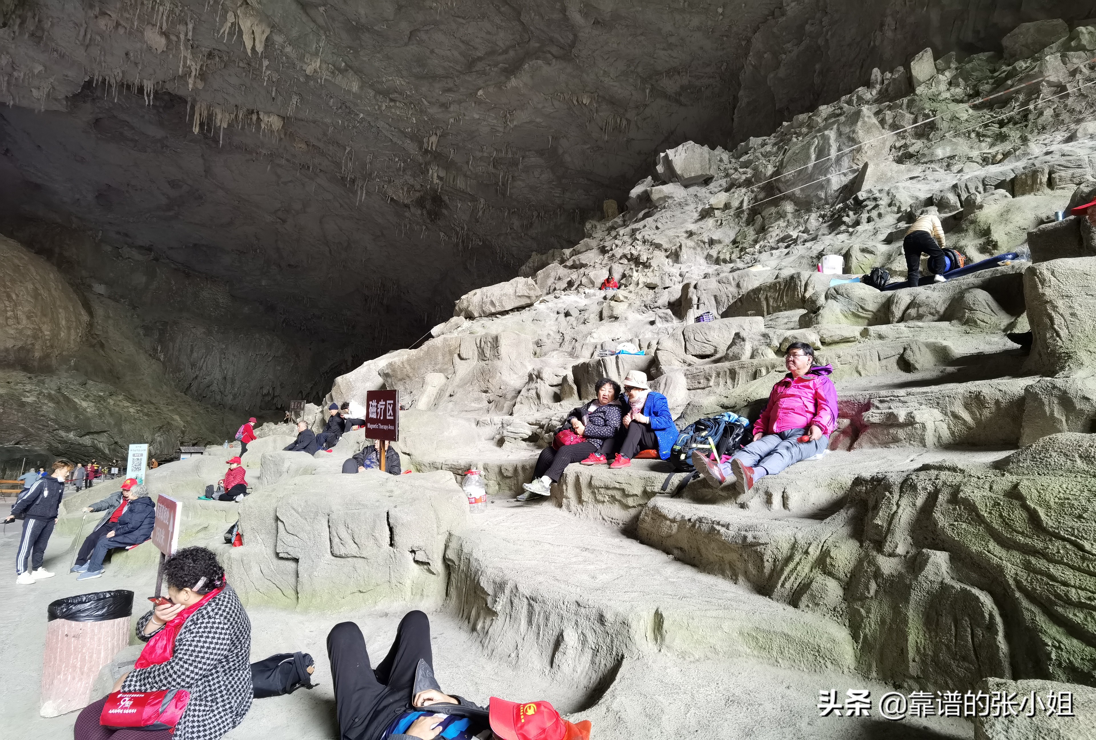 广西百魔屯成“神村”，山洞能治病喝水医百病？一天能来3万人