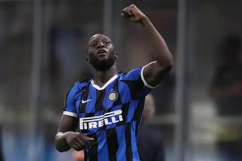 卢卡库2助攻视频,卢卡库绝杀国米首回合战胜波尔图