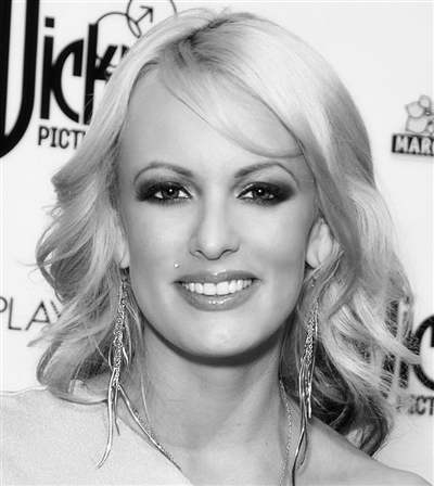 巴西女星一一莫瑞娜巴卡琳