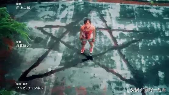 拍丧尸片演员被吓到,拍丧尸片时遇到真正丧尸袭击