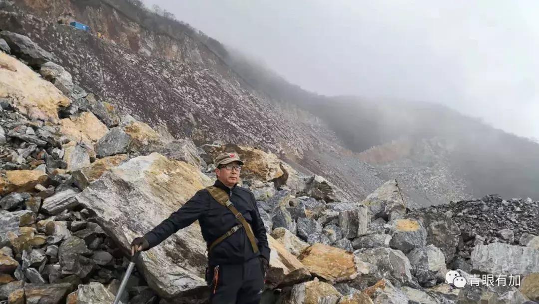 我站在方城大山的伤口