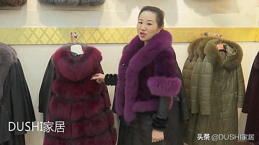 狐狸毛皮草背心怎么搭配,狐狸毛皮草马甲黑色背心