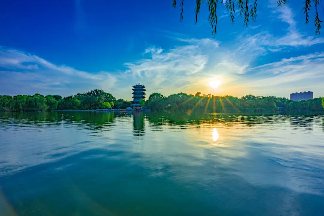 关于济南这座城,济南是一座什么之城