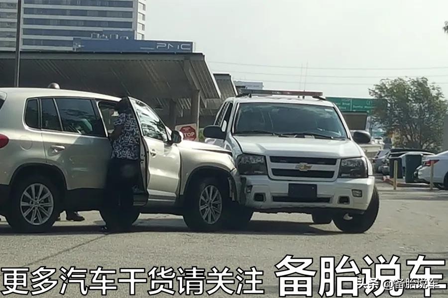 出车祸对方全责能要求赔偿折损吗,我出车祸了怎么办