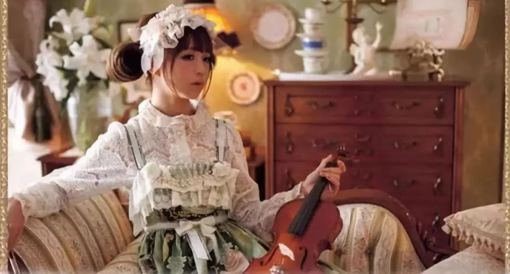 炒币、炒鞋、炒盲盒都OUT了!现在00后炒这个