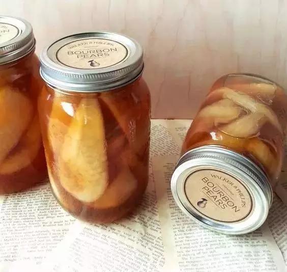 衣服粘了毛絮快速清除,洗衣机洗出来的衣服粘毛怎么办