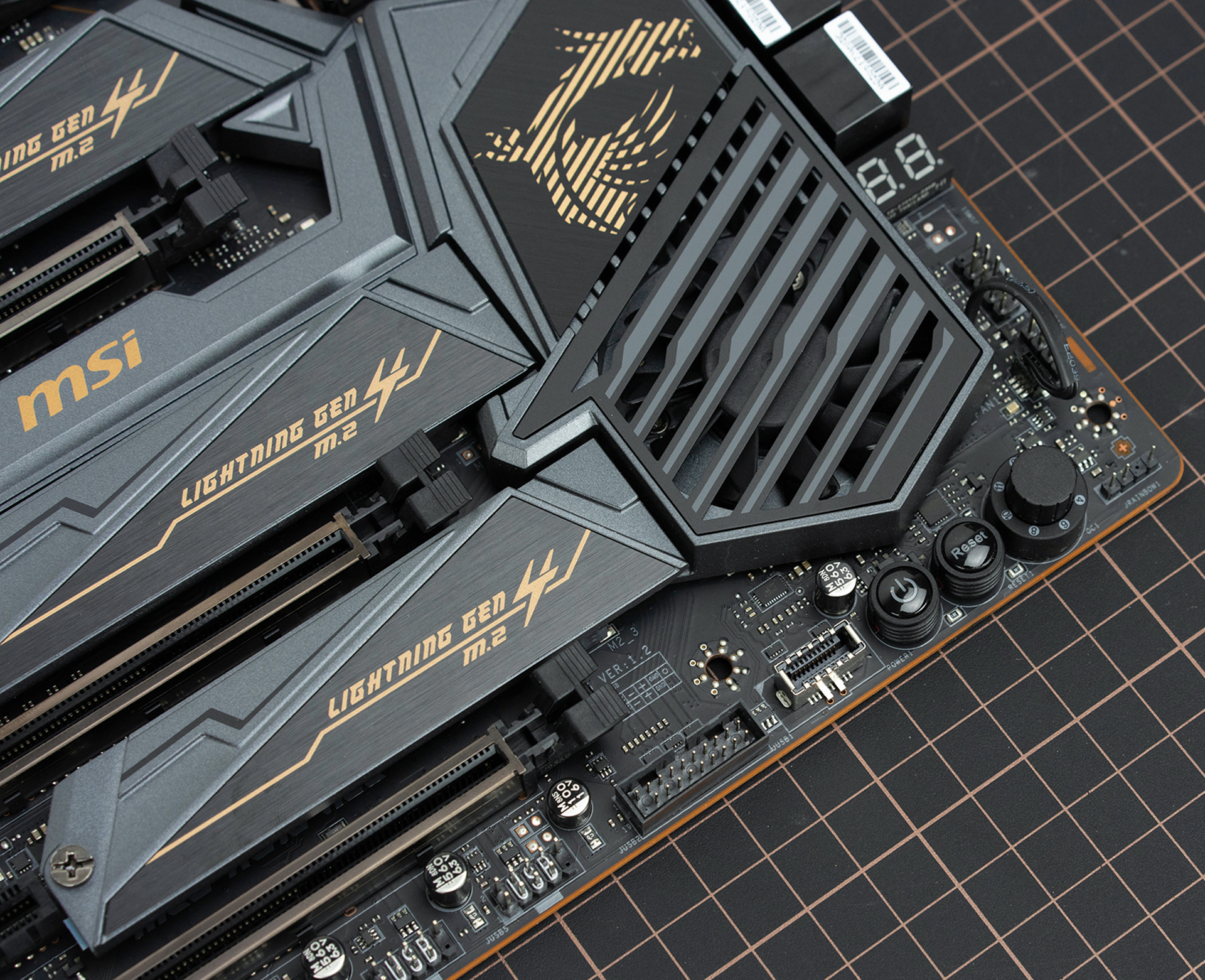 ryzen97900游戏性能,ryzen93900x是哪一年的