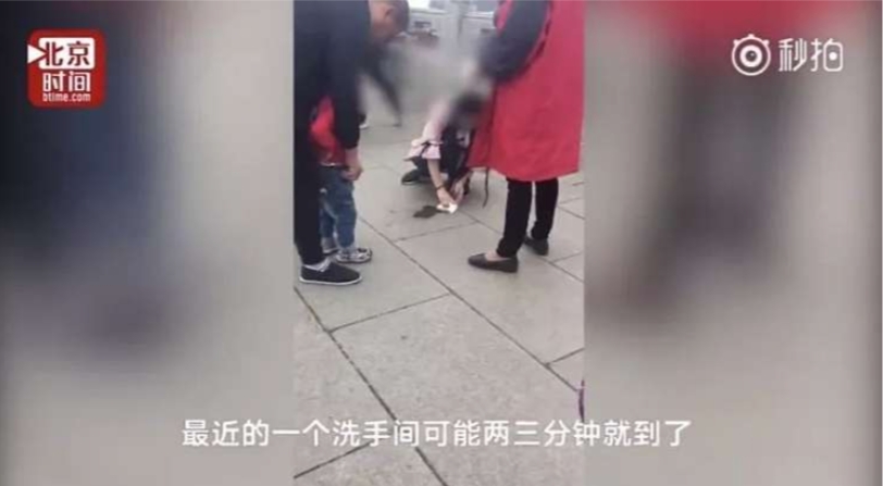 这裤子我们小时候都穿过,但是千万别给自己宝宝穿了