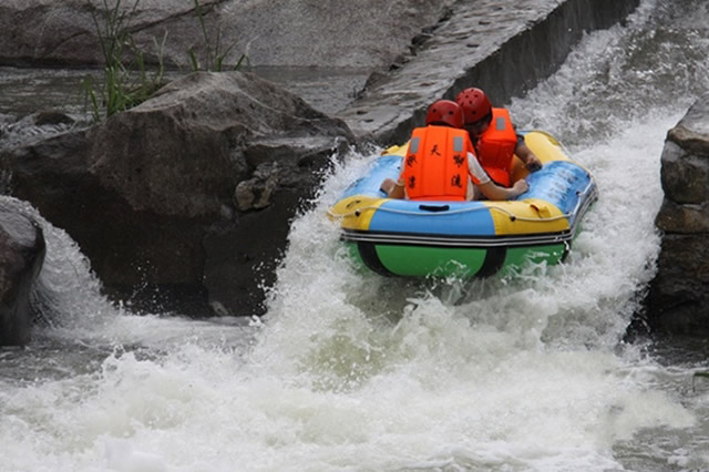 江西漂流刺激排名第一名,江西附近最刺激的漂流