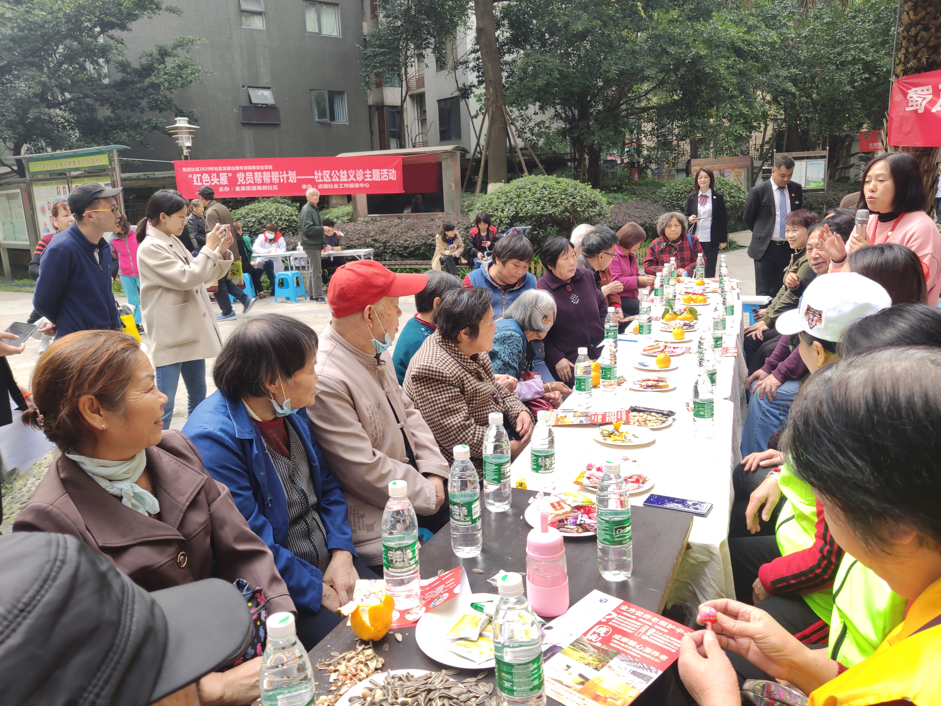 重阳敬老温暖空巢老人,社区老人情暖重阳活动