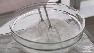 不用去韩国排队,也能吃到火爆的ins的LeBreakLab草莓蛋糕卷