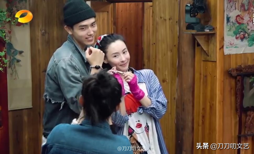 张柏芝给谢霆锋送礼物,陈飞宇送张柏芝的项链是什么