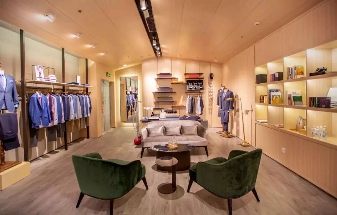 雅戈尔服装业务现状,雅戈尔服饰历年营业额