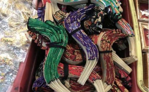 去泰国千万不要买的水果,到泰国不要带的东西