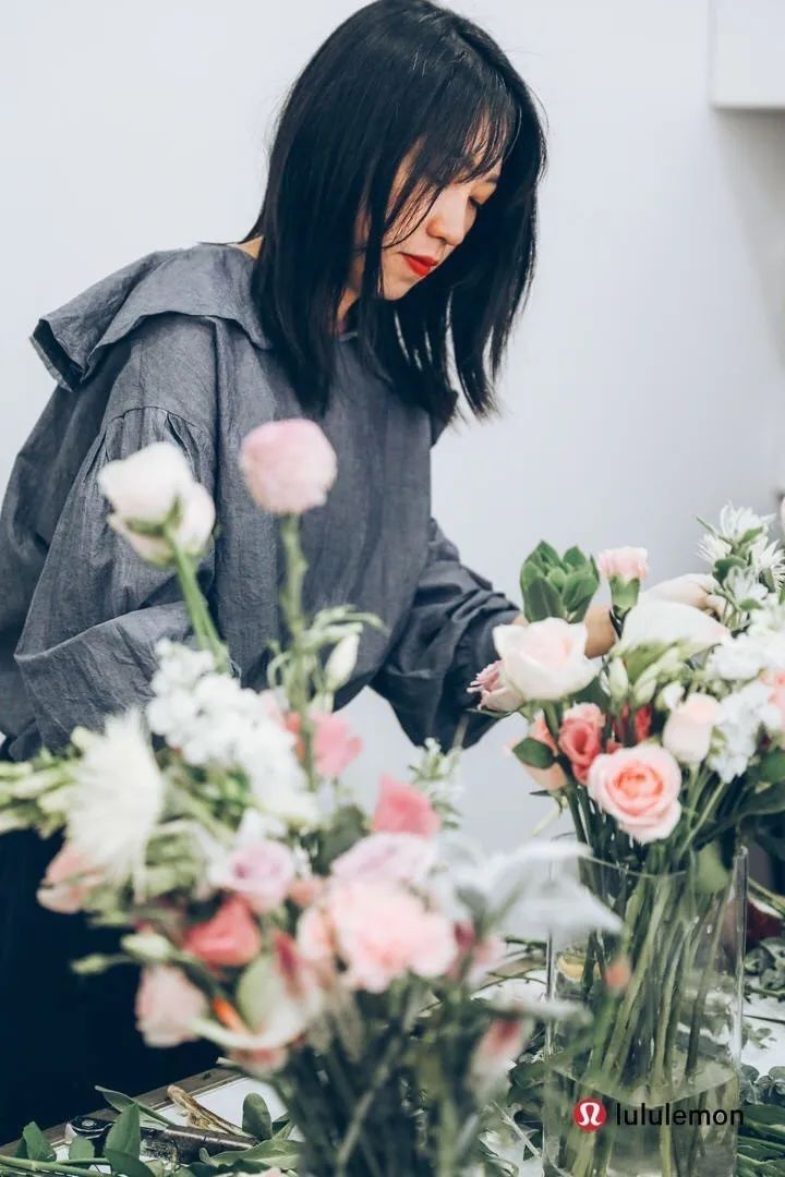 一不小心开了间花店，还和各种大牌合作，真的香