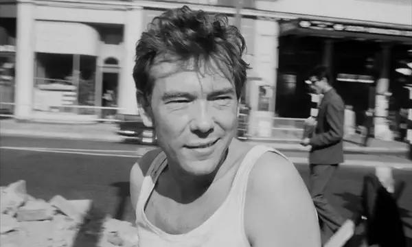 在这部片中,波兰斯基拍出了也许是影史上最传神的女精神病患者