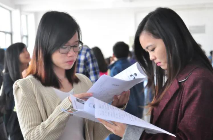 大学生签了三方就业协议怎么办,大学生千万别签灵活就业协议