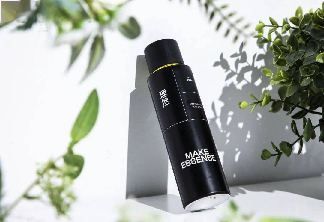 二十秒内喷完改善油性皮肤,头发一秒变蓬松喷雾