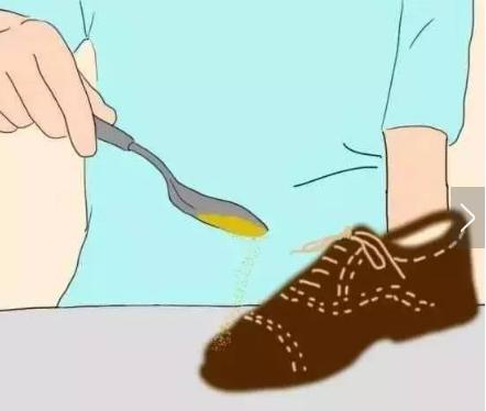 洗鞋子神器去污洗白家用推荐,布艺鞋子清洗剂强力去污