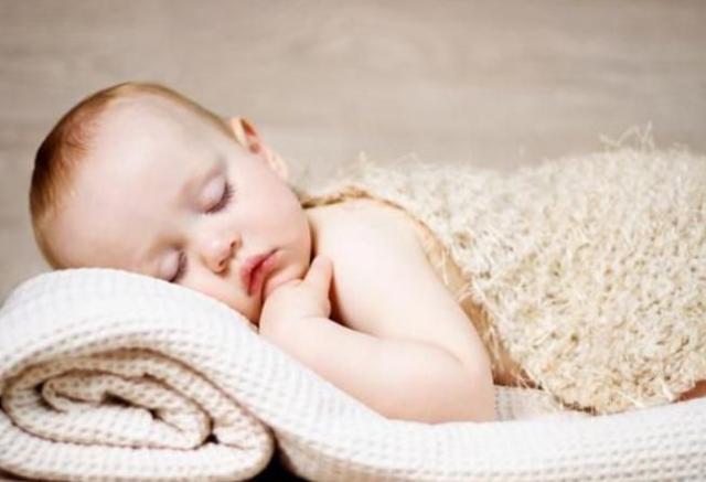 宝宝满百天后变化,宝宝健康成长小妙招