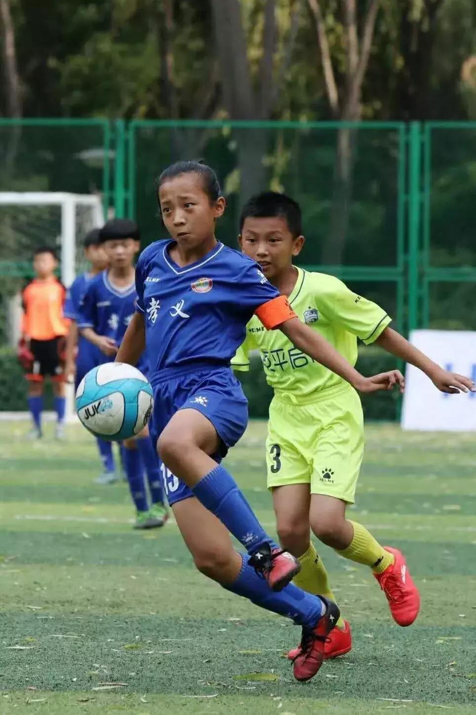 怒放女足,铿锵玫瑰美丽绽放女足夺冠