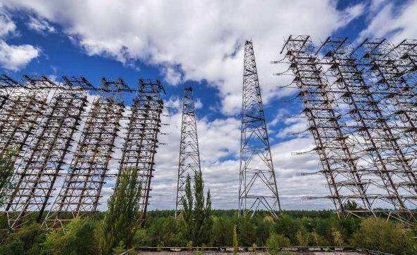 数万美军已不再安全,俄军竖起200多根天线,所有机密都一览无余