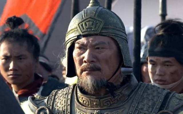 拂尘断了利剑,公元168年的鲜血,泡软了东汉的社稷之根!