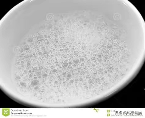 生活妙招微波炉清洗油垢,怎么去除微波炉蟑螂屎的气味