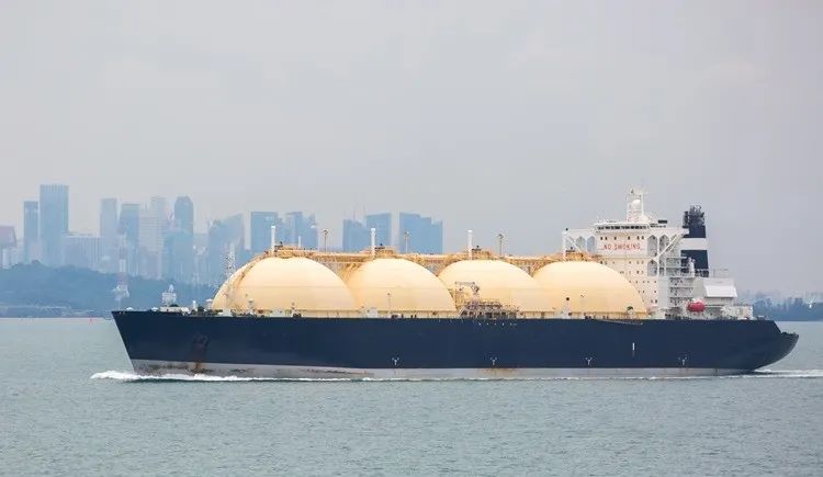 2021年lng船运 (最新lng船运费)