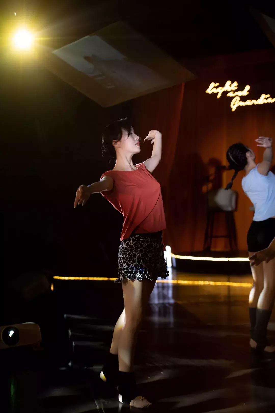 简单奢华高级感婚礼流程,从5个维度塑造沉浸式婚礼体验