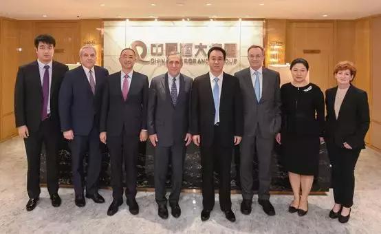 哈佛校长一行造访恒大总部,哈佛校长访问恒大