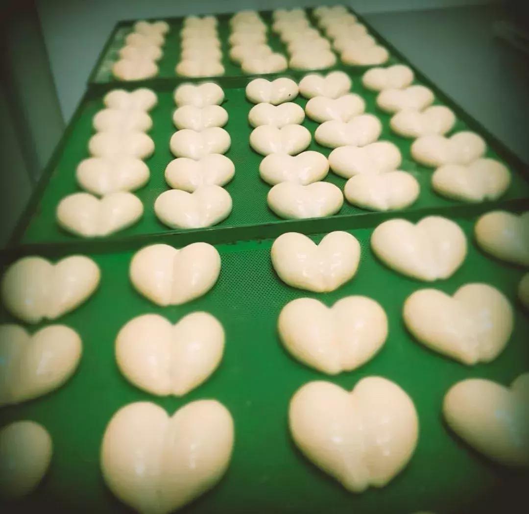 意大利是著名的时尚设计之国,意大利是真正的美食之都