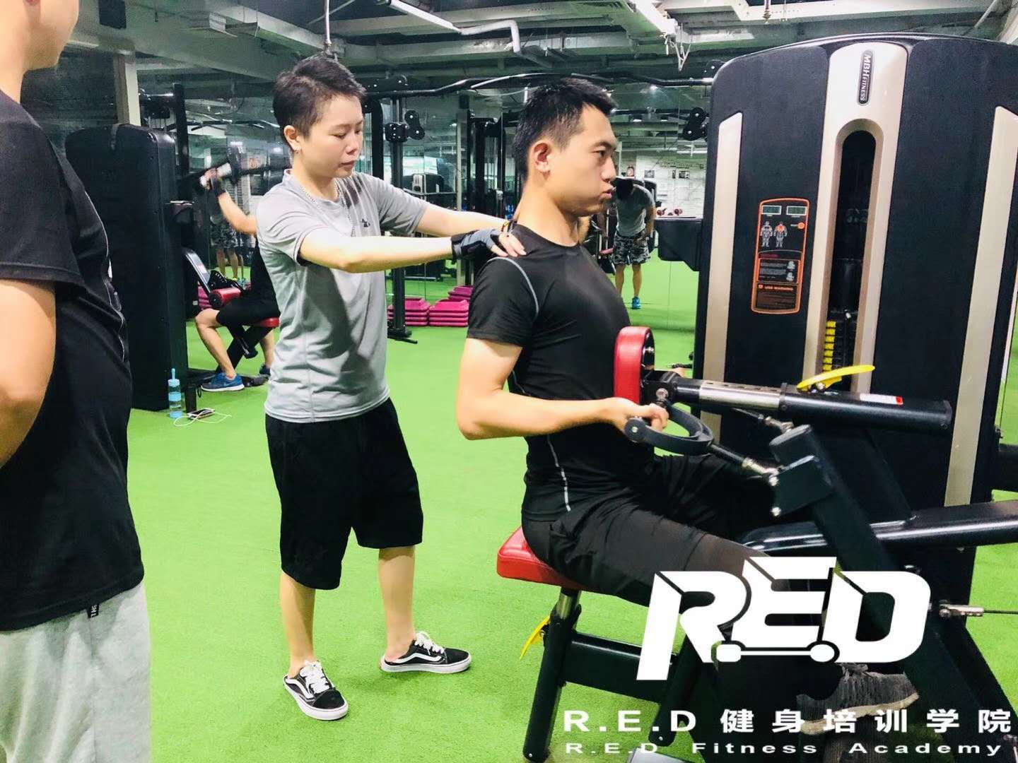 做健身教练怎么样,健身教练这个职业怎么样