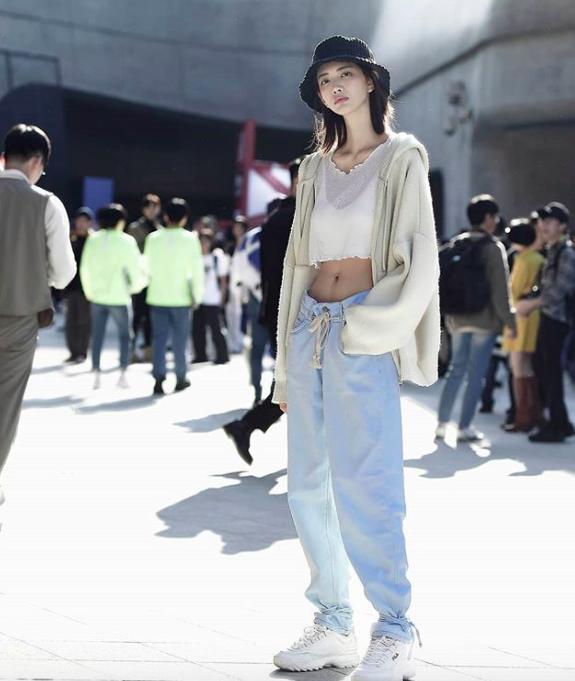 韩国小姐姐居家时尚穿搭,韩国小姐姐的穿搭有多好看