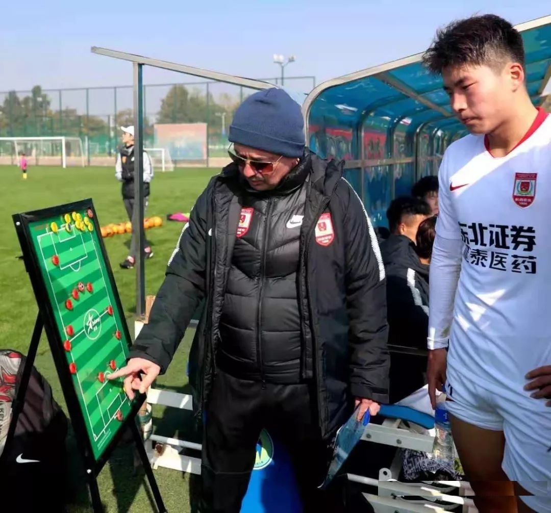 陈洋亚泰最新消息,上海双雄火力足亚泰换帅终取胜