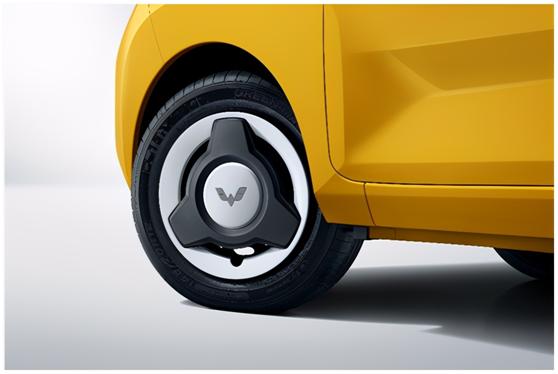 宏光mini新款低配有气囊吗,宏光mini新款安全性