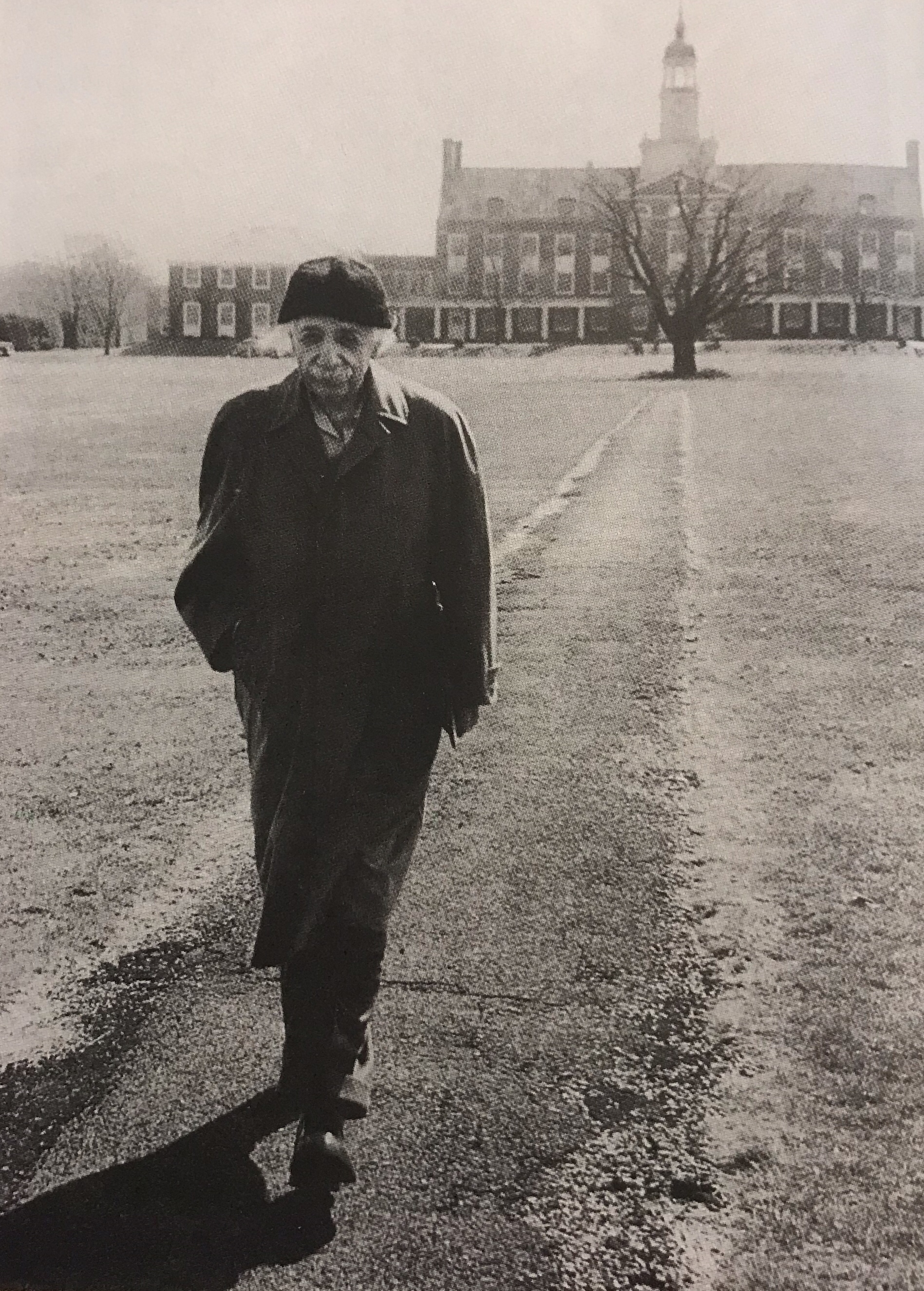 爱因斯坦去世后大脑被人类解剖,爱因斯坦去世后偷走他大脑的人