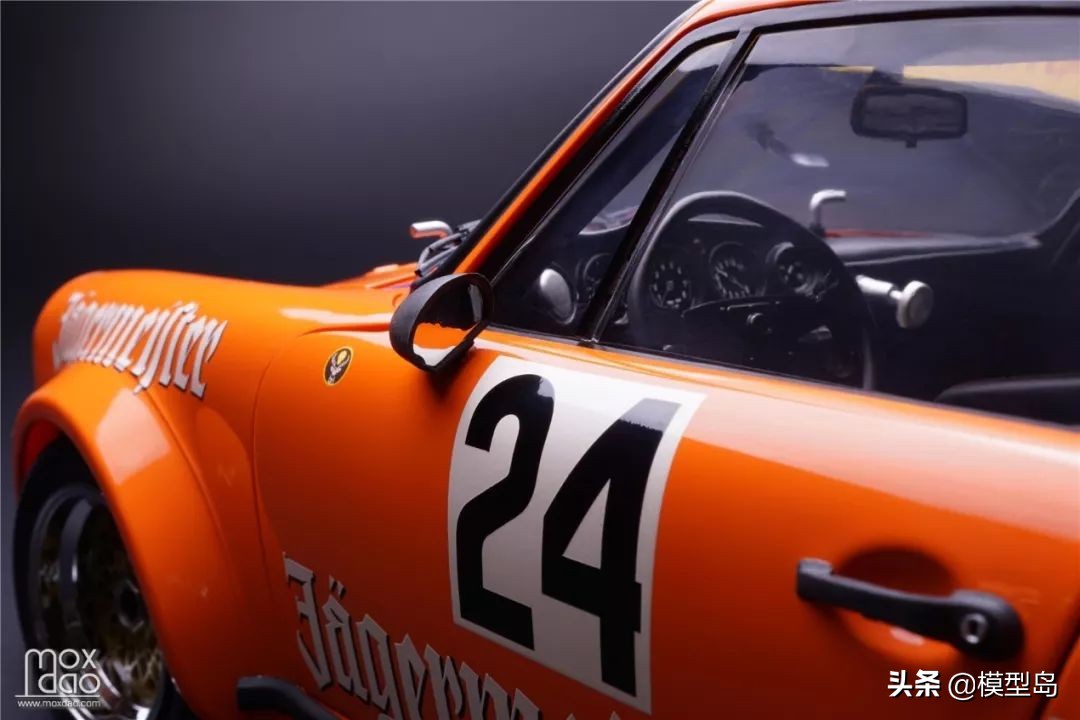 保时捷rsr汽车模型,开箱1:36保时捷taycan模型