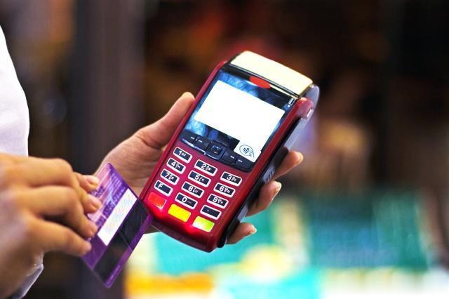 7张信用卡有一张逾期了会怎样,名下7张信用卡