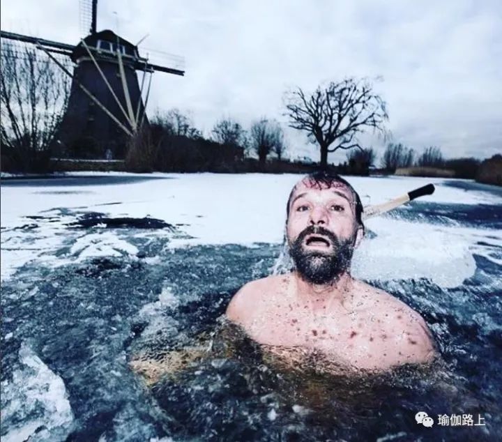 他是世界上最耐寒的人！不怕冷的秘密竟然是瑜伽和冥想…