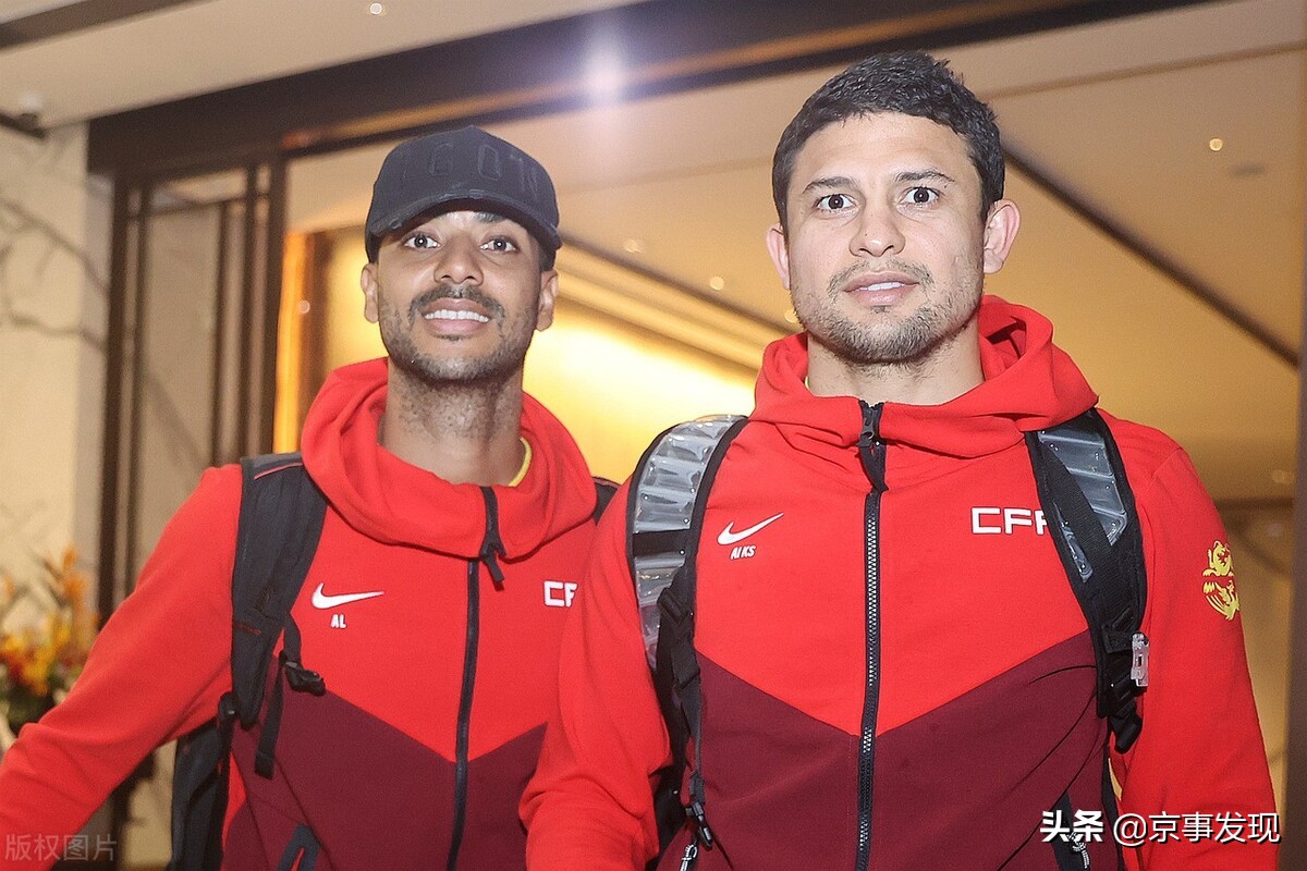 李铁弃归化训练,李铁全力冲击世界杯