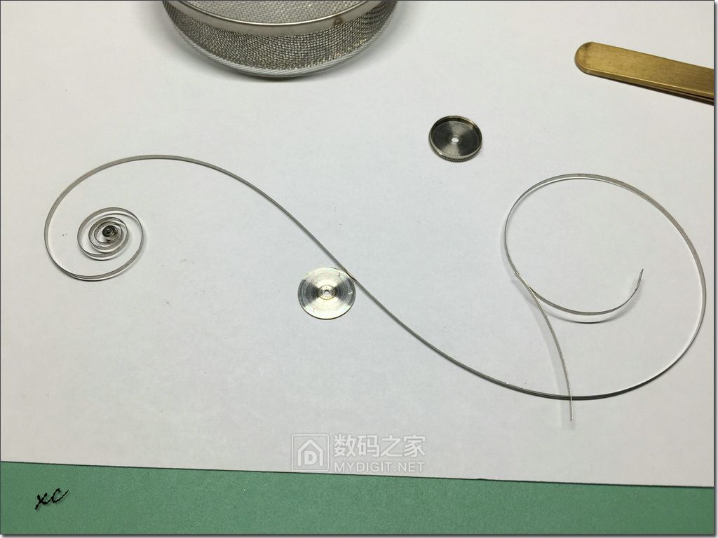 美度贝伦赛丽m8690真假对比图,美度贝伦赛丽m8690哪年上市的