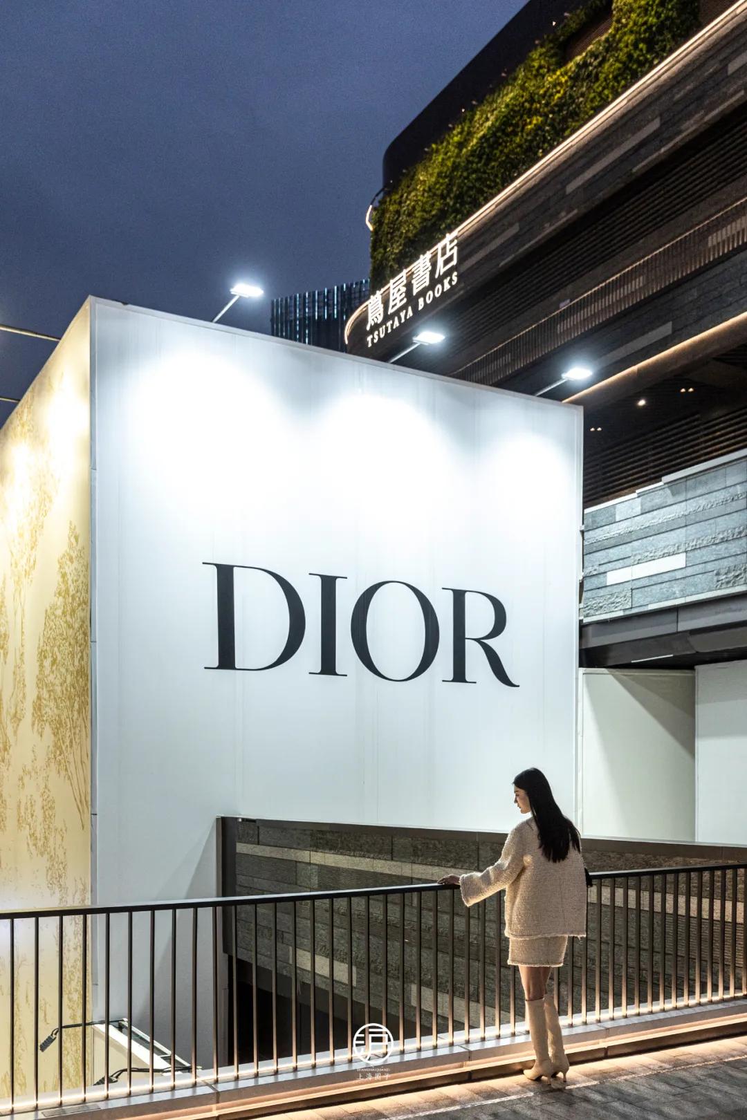christiandiorcouture前滩太古里店,dior圣诞树前滩太古里