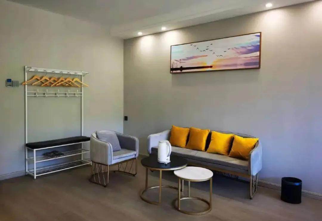 龙庆峡八达岭皇冠假日酒店,龙庆峡国际大酒店预订