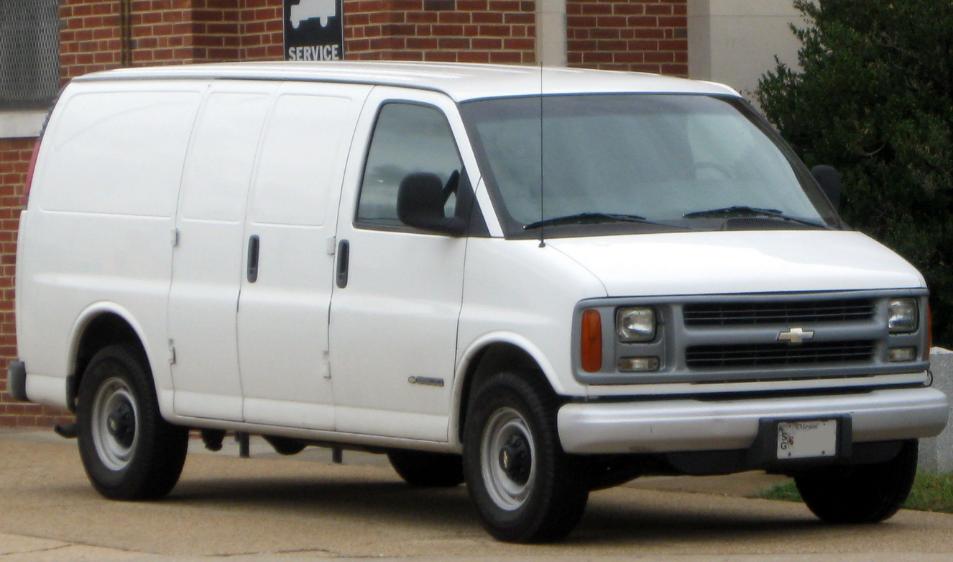 和埃尔法抗衡的保姆车,一百多万的保姆车埃尔法