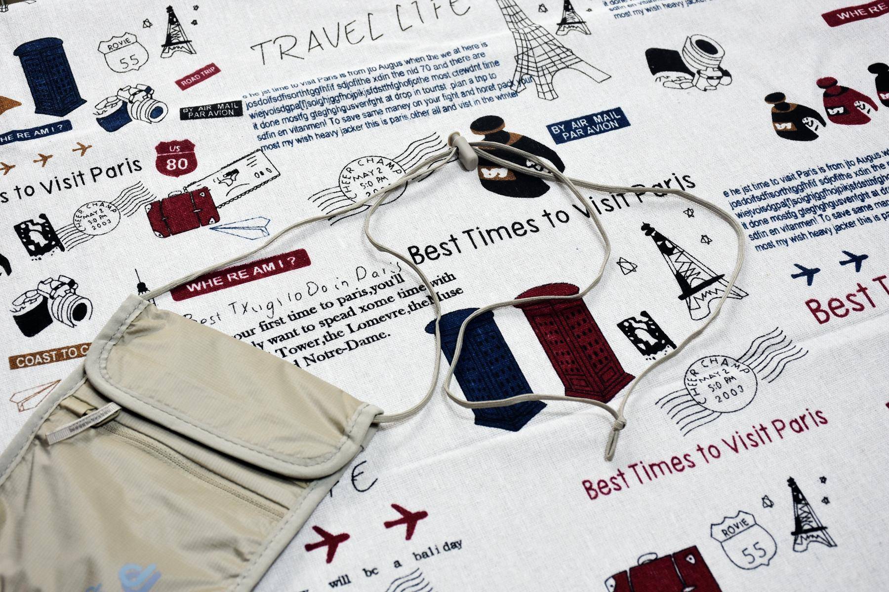 迪卡侬登山背包和多特,多特的背包和迪卡侬