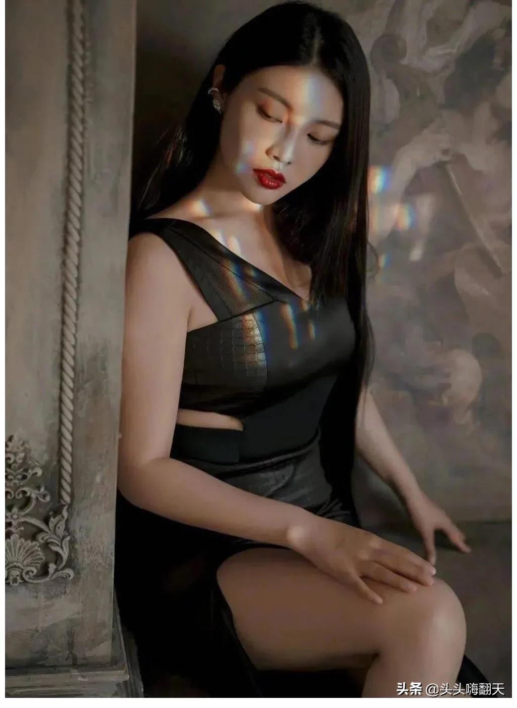 徐冬冬意大利足球宝贝高清壁纸,足球宝贝徐冬冬高清壁纸2010年