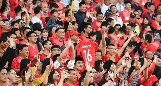 2阶段赛制边走边看今年冠军在历史上最特殊